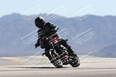 media/Oct-13-2025-Moto Forza (Mon) [[a66d839500]]/4-C Group/Session 4 (Turn 9)/